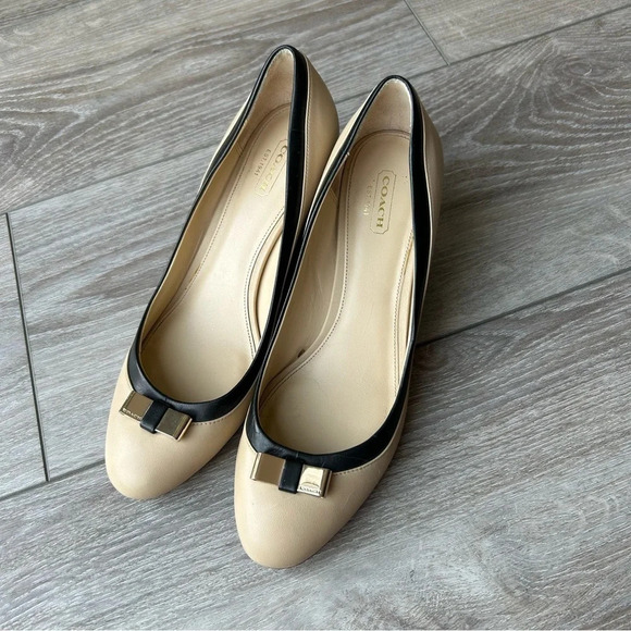 Coach Cream Leather Full Leather Wedge Heel  Pumps - Picture 1 of 13